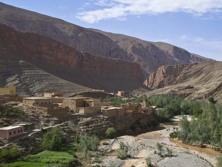 5 Days Morocco Desert Tour from Marrakech - village - river
